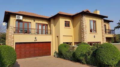 House For Rent in Faerie Glen, Pretoria