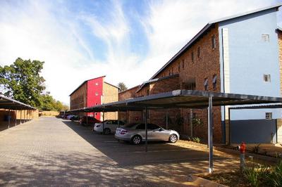 Apartment / Flat For Rent in Die Wilgers, Pretoria