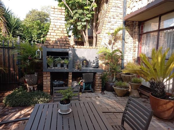 Property For Rent in Val De Grace, Pretoria